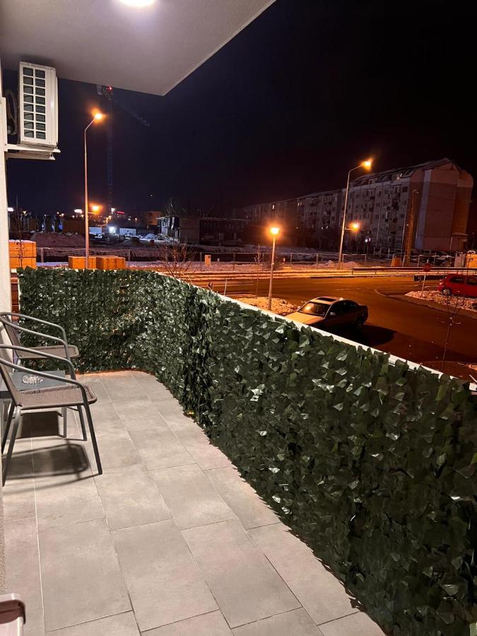 Apartament Larysse Oradea Εξωτερικό φωτογραφία