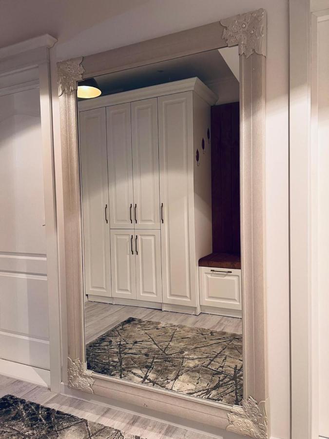 Apartament Larysse Oradea Εξωτερικό φωτογραφία